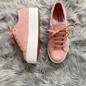 PINK SUEDE SUPERGA